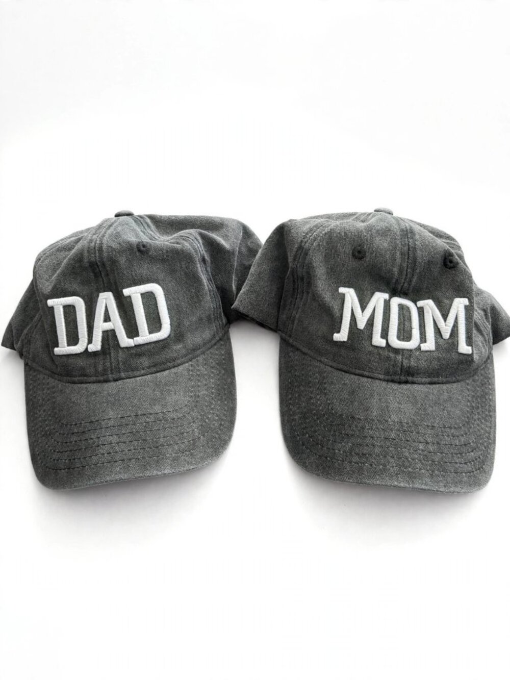 Mom and Dad Matching Embroidered Baseball Caps – Set of 2, Never Worn